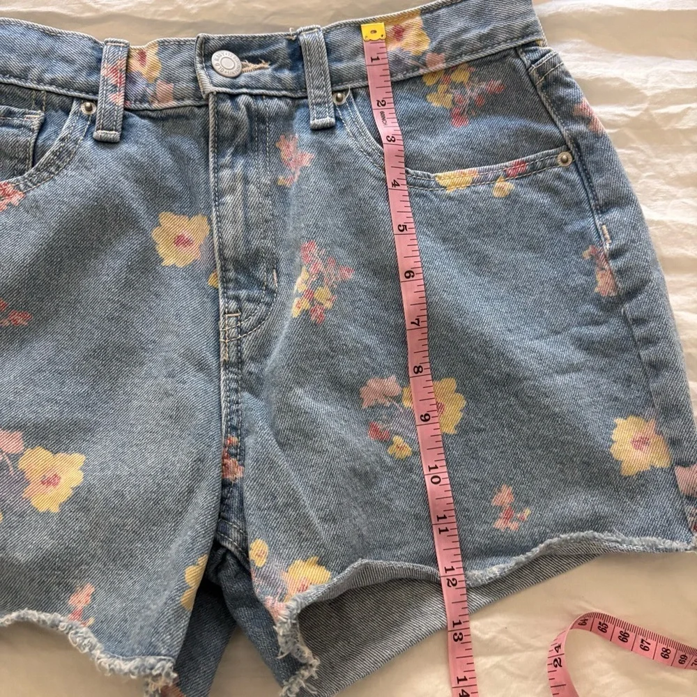 Old Navy Girls Floral Detailed Light Blue Cotton Denim Shorts